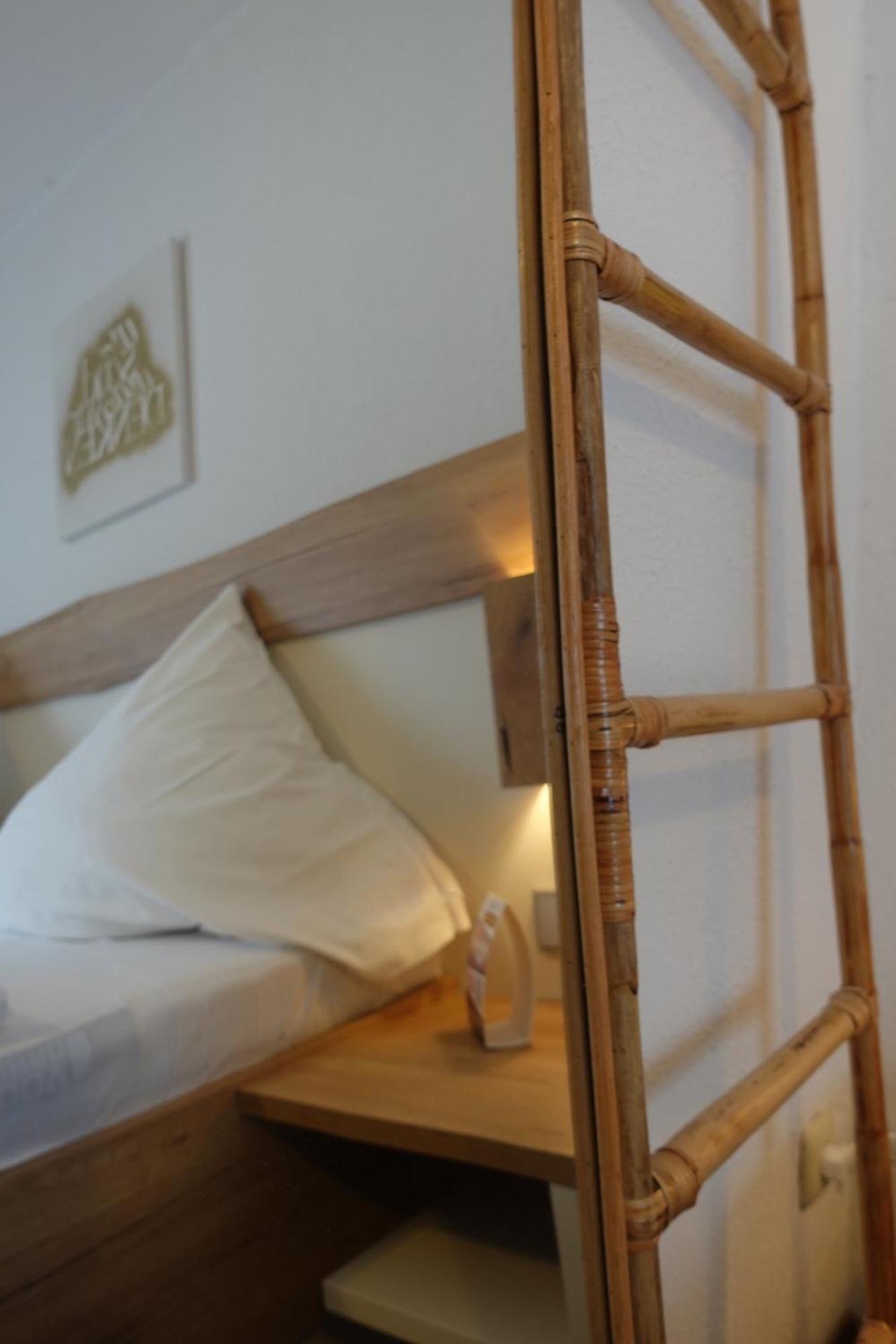 Hotel Berghof Wasserkuppe & Gaestehaus Fuldaquelle غيرسفلد المظهر الخارجي الصورة