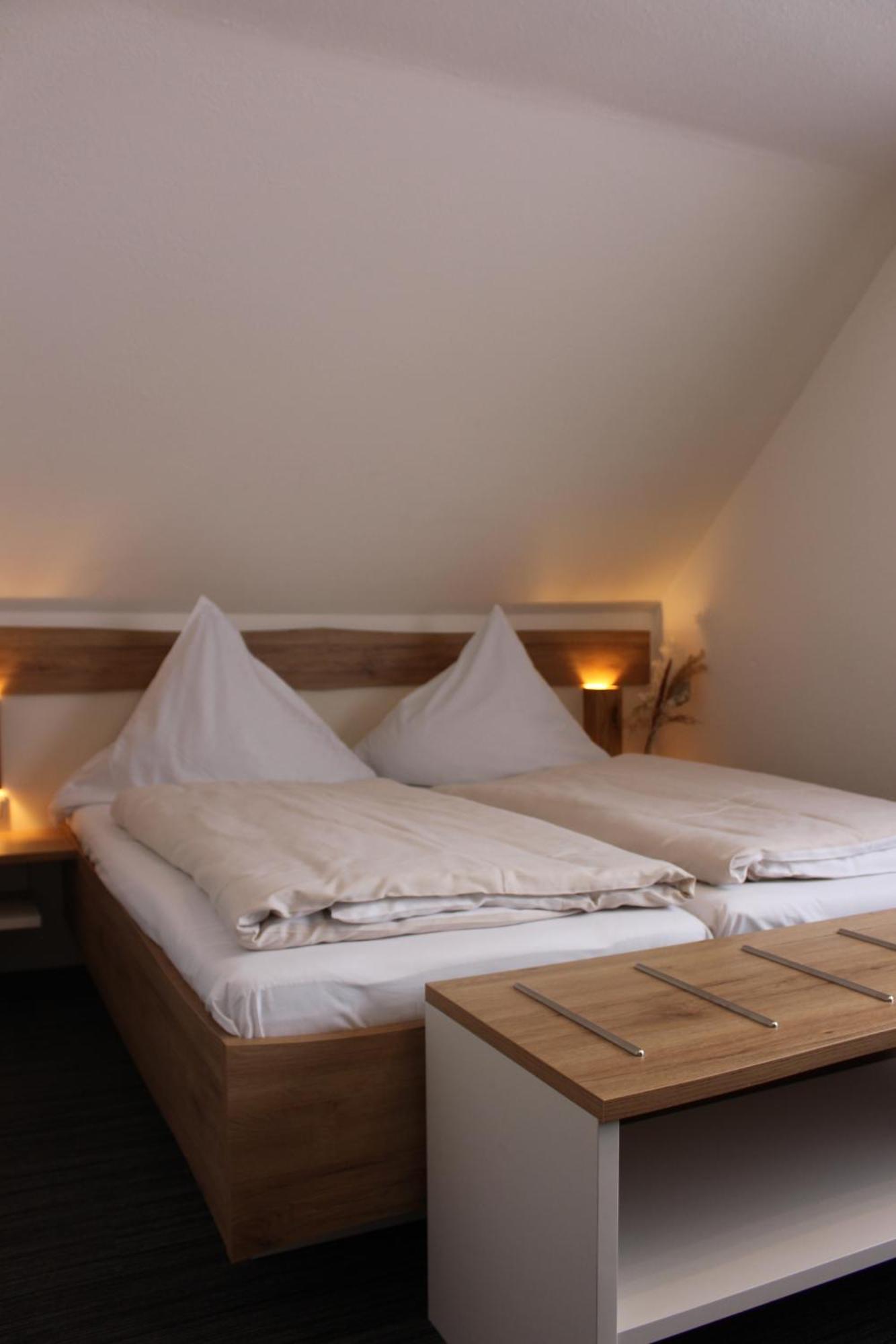 Hotel Berghof Wasserkuppe & Gaestehaus Fuldaquelle غيرسفلد المظهر الخارجي الصورة